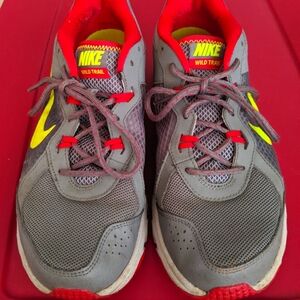 Nike Wild Trail Men's Running Shoes Grey/ Highlighter Yellow Size 11